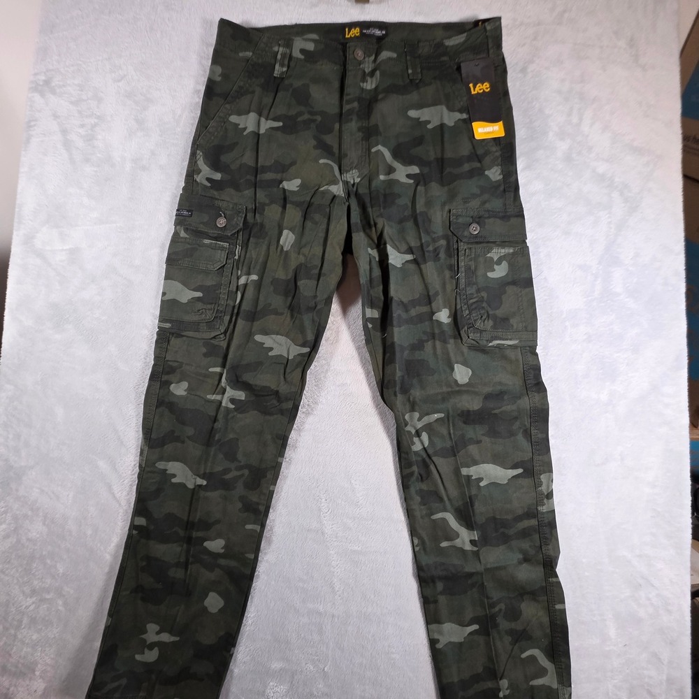 Lee Men's Green Camo Relaxed Fit Straight Leg Cargo Pants 36x34 NWT